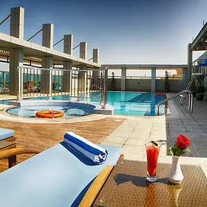 Rose Park - Al Barsha, Opposite Metro Station Otel